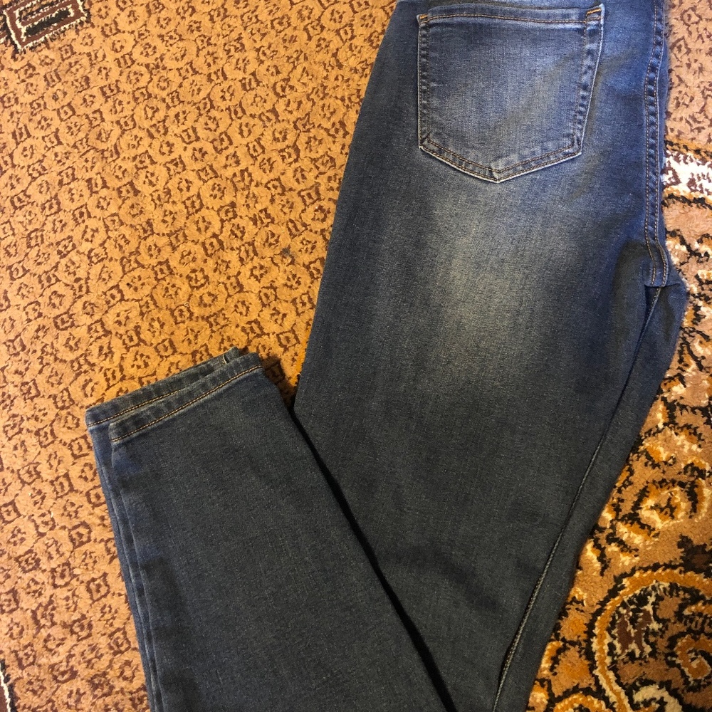 Guess women’s jeans